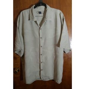 Tommy Bahama Hawaiian Aloha Shirt 100% silk